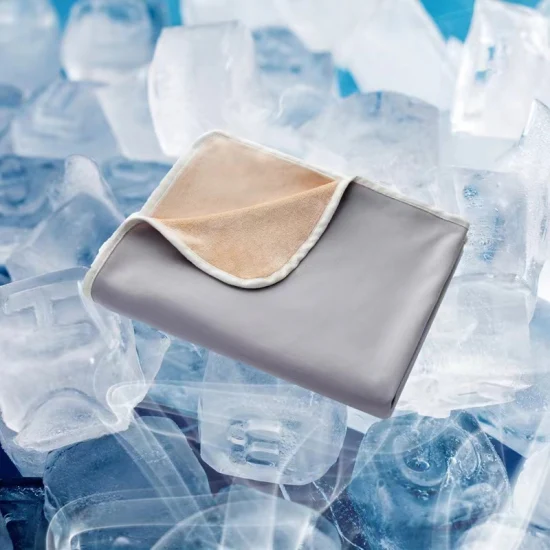 Couverture de refroidissement en soie de glace en polyester de haute qualité pour garder les bébés adultes au frais pendant les nuits chaudes